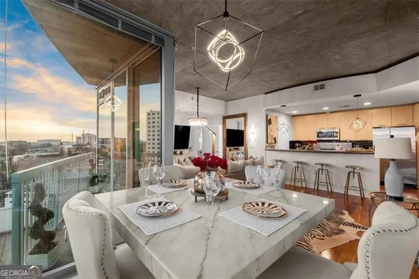 $414,990 | 3324 Peachtree Road, Unit 902, Atlanta, GA 30326