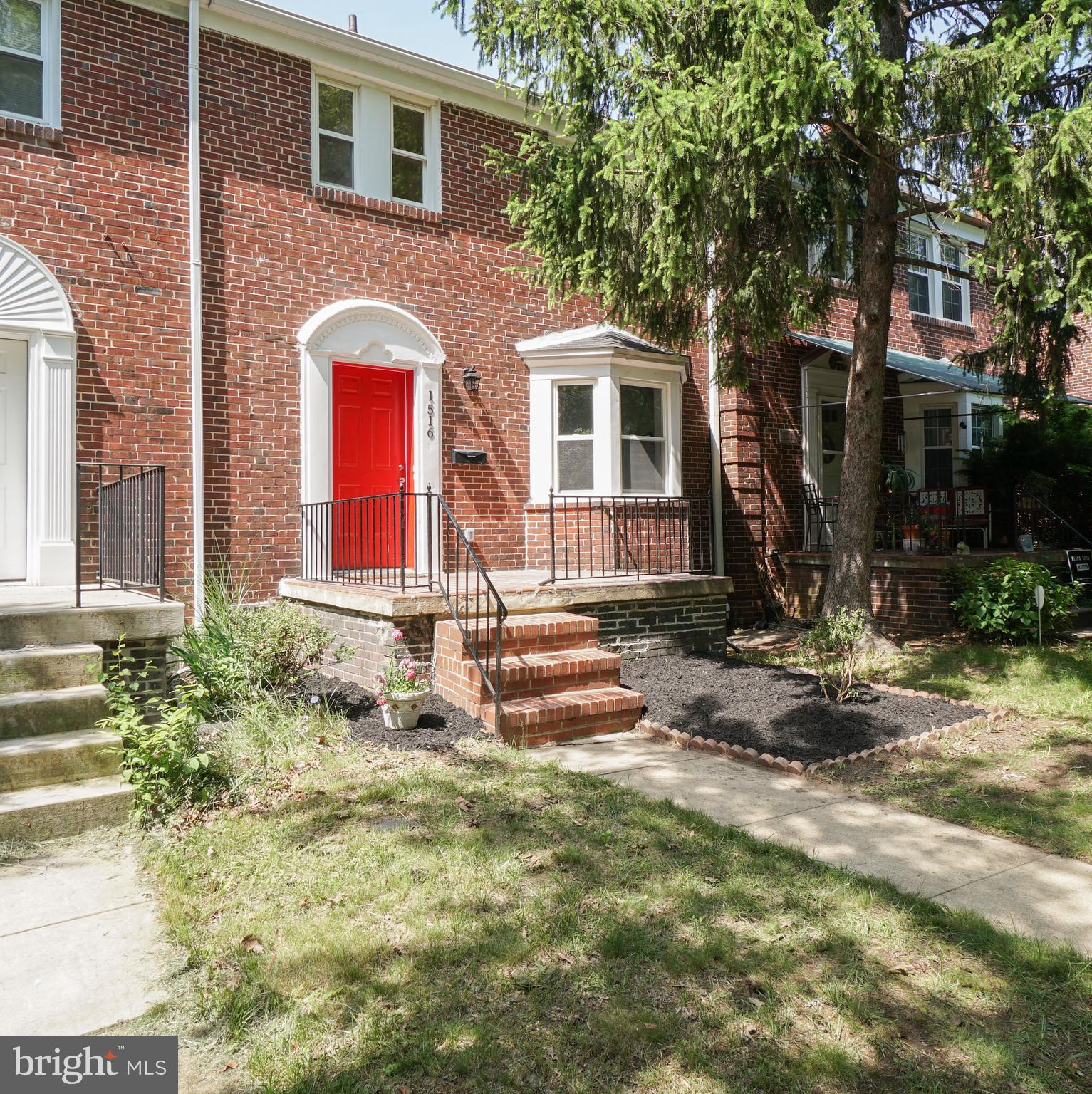1516 Roundhill Road Baltimore, MD 21218 - Photo 1 of 30 Exterior (Front)