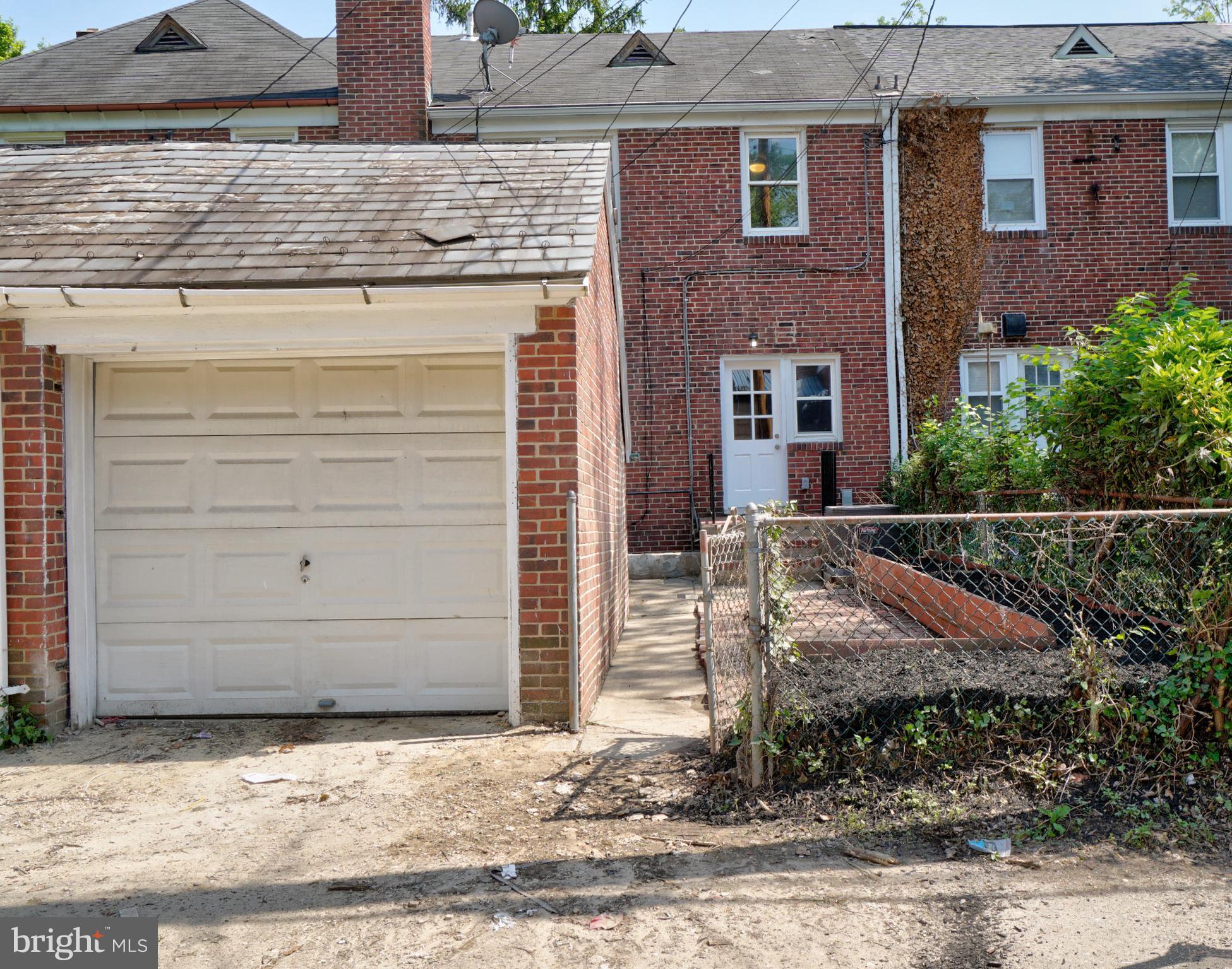 1516 Roundhill Road Baltimore, MD 21218 - Photo 30 of 30 Exterior (Rear)