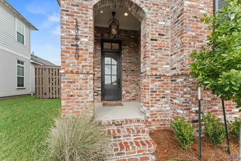 $814,700 | 13820 Woody Creek Drive, Baton Rouge, LA 70810