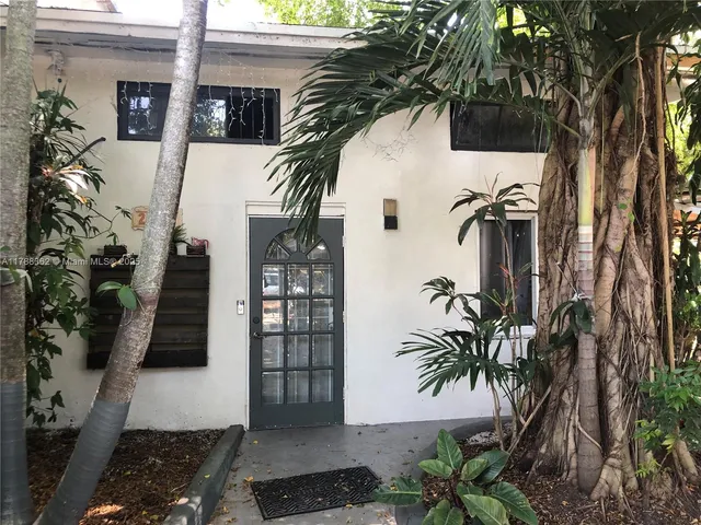 $695,000 | 2231 Southwest 57th Court, Miami, FL 33155