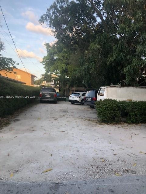 2231 Southwest 57th Court Miami, FL 33155 - Photo 3 of 12