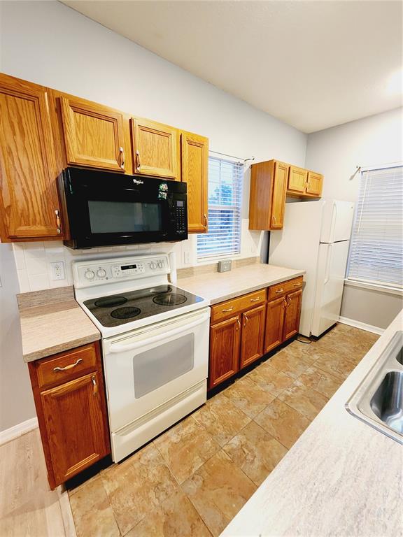 1014 Persimmon Street, Unit B Celebration, FL 34747 - Photo 8 of 18