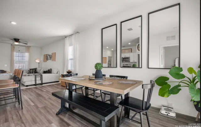 $1,600 | 8412 Falcon Meadow Drive, Converse, TX 78109