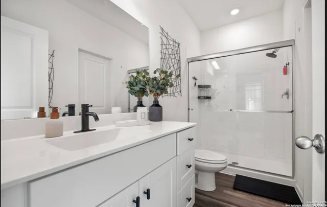 $1,600 | 8412 Falcon Meadow Drive, Converse, TX 78109