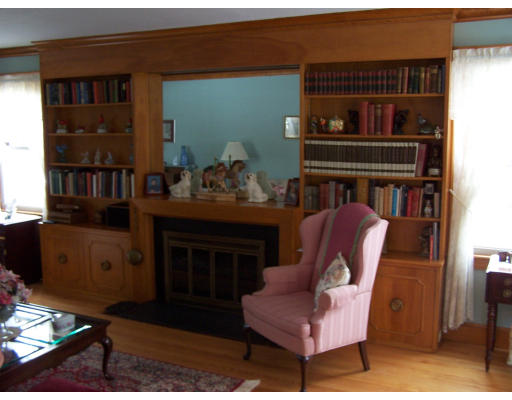 26 Pinehurst Road Holyoke, MA 01040 - Photo 10 of 21 Gallery Image 10