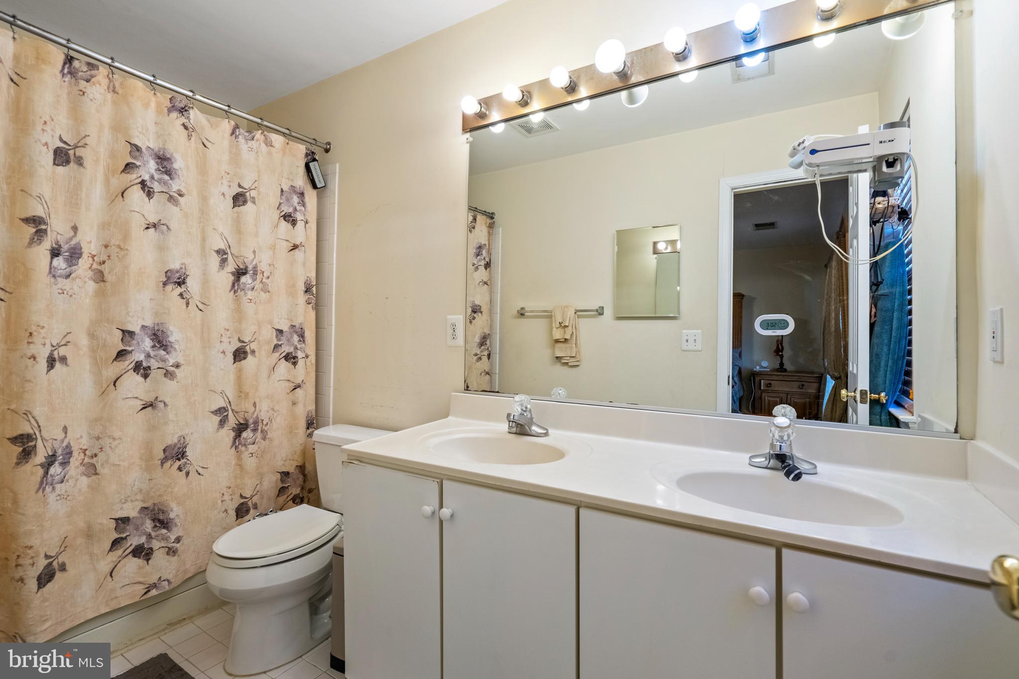 45522 Overmountain Square Sterling, VA 20164 - Photo 12 of 17