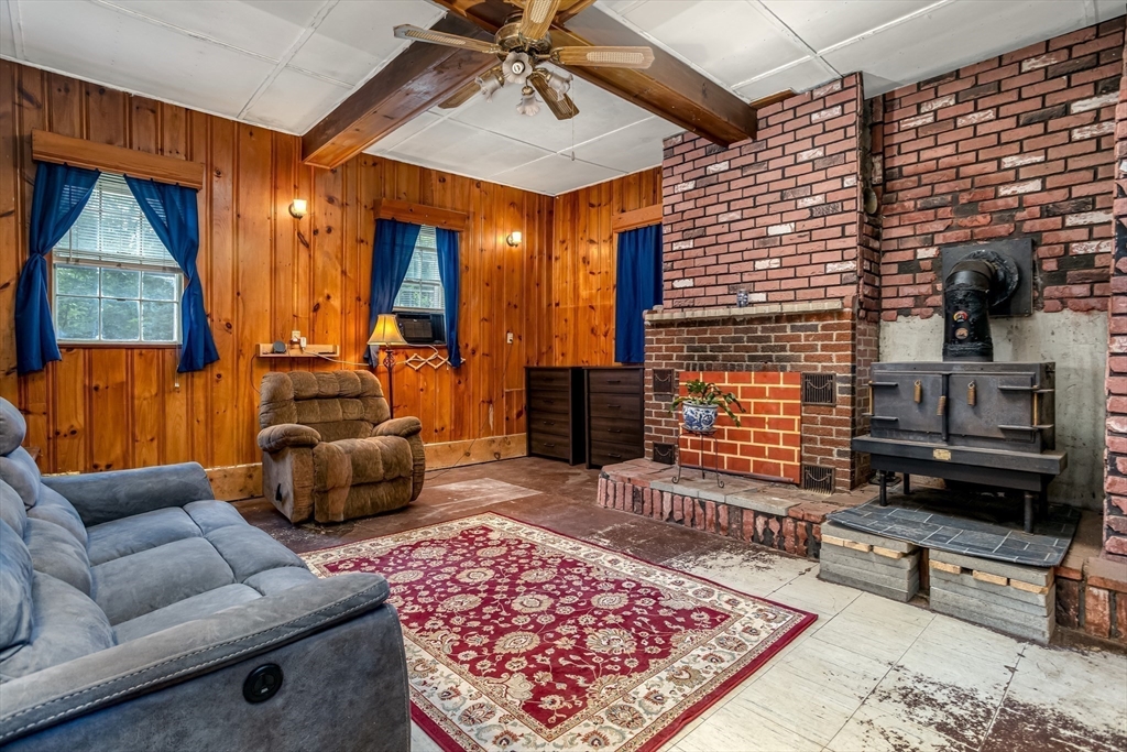 128 North Fitzwilliam Road Royalston, MA 01368 - Photo 11 of 36