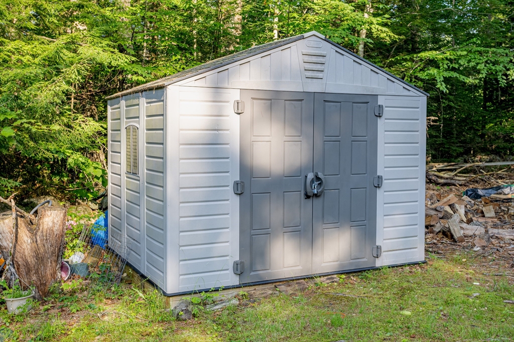 128 North Fitzwilliam Road Royalston, MA 01368 - Photo 24 of 36