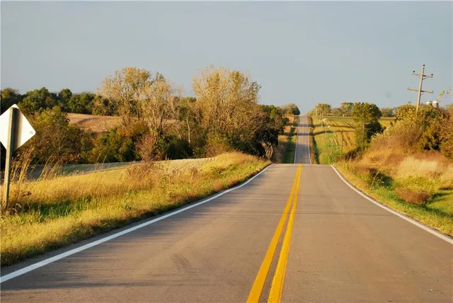 $1,512,495 | 0 M Highway, Purdin, MO 64674