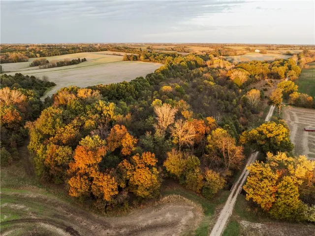$1,512,495 | 0 M Highway, Purdin, MO 64674