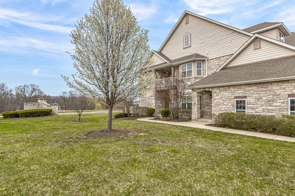 $2,375 | 4666 Sagewood Circle, Unit 3, Pleasant Prairie, WI 53158