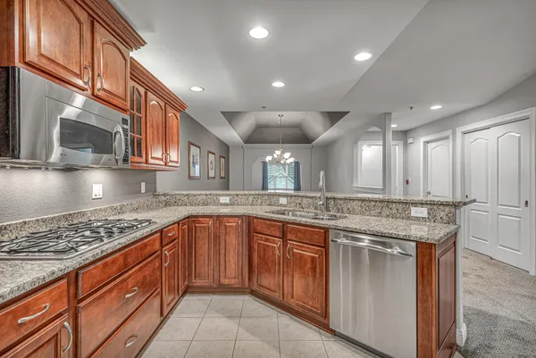 $2,375 | 4666 Sagewood Circle, Unit 3, Pleasant Prairie, WI 53158