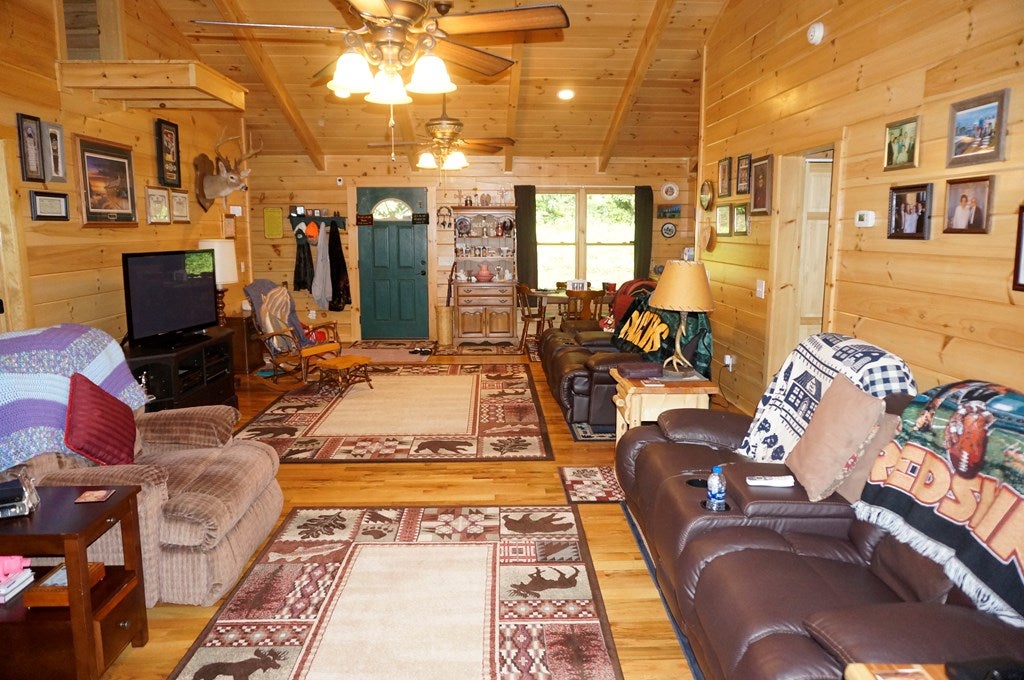 952 Turner Spur Road Fancy Gap, VA 24328 - Photo 3 of 53 Gallery Image 3