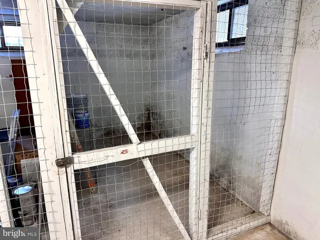 $239,900 | 6608 East Wakefield Drive, Unit J1, Alexandria, VA 22307