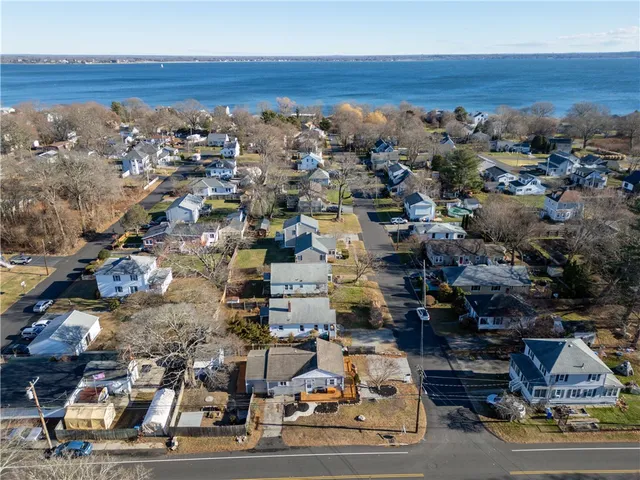 $377,777 | 123 Payton Avenue, Warwick, RI 02889