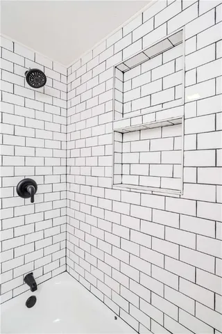 $377,777 | 123 Payton Avenue, Warwick, RI 02889