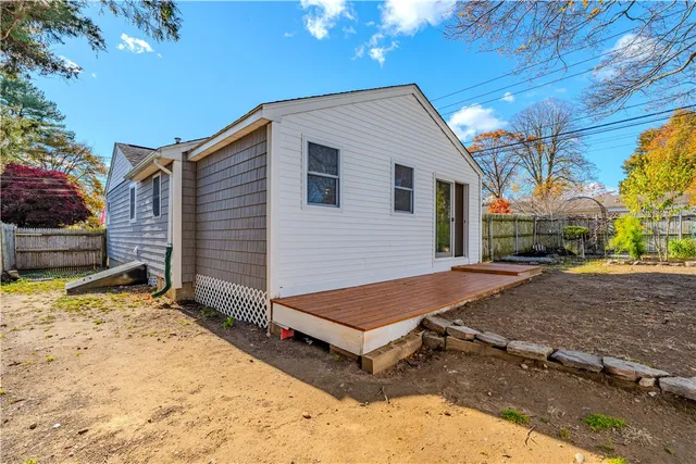 $377,777 | 123 Payton Avenue, Warwick, RI 02889