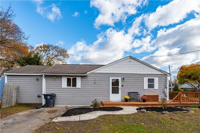 $377,777 | 123 Payton Avenue, Warwick, RI 02889