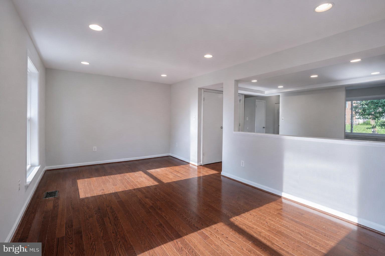 50 Timber Rock Road Gaithersburg, MD 20878 - Photo 20 of 88 Gallery Image 20