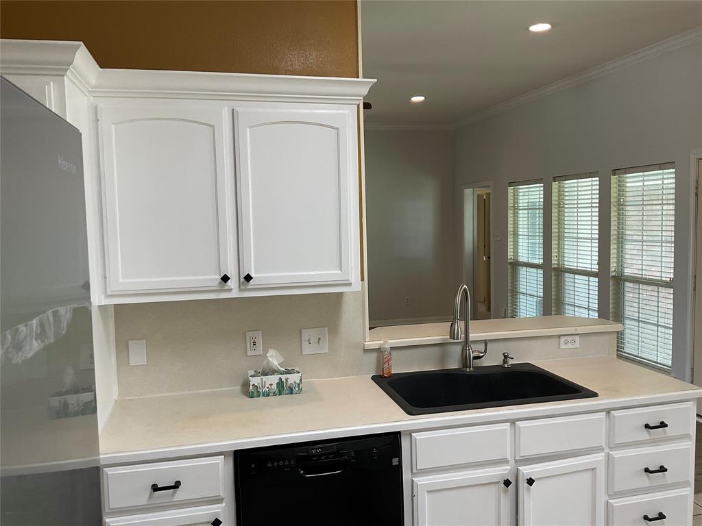 212 Toluca Trail Hewitt, TX 76643 - Photo 11 of 27