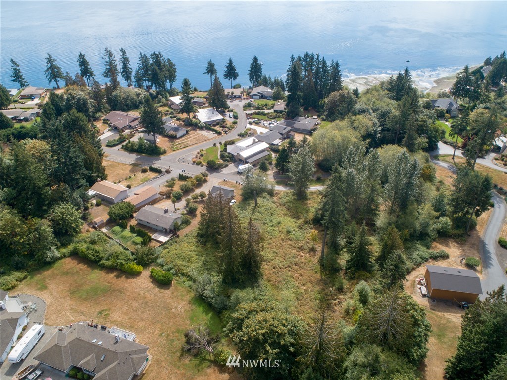 15096 Starr Road Southeast Olalla, WA 98359 - Photo 3 of 22 Gallery Image 3