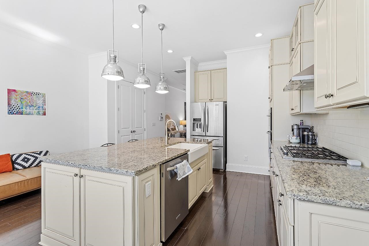 3602 Julia Lane Raleigh, NC 27609 - Photo 8 of 36 Photo 8