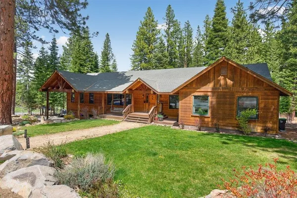 $1,700,000 | 10473 The Strand, Truckee, CA 96161