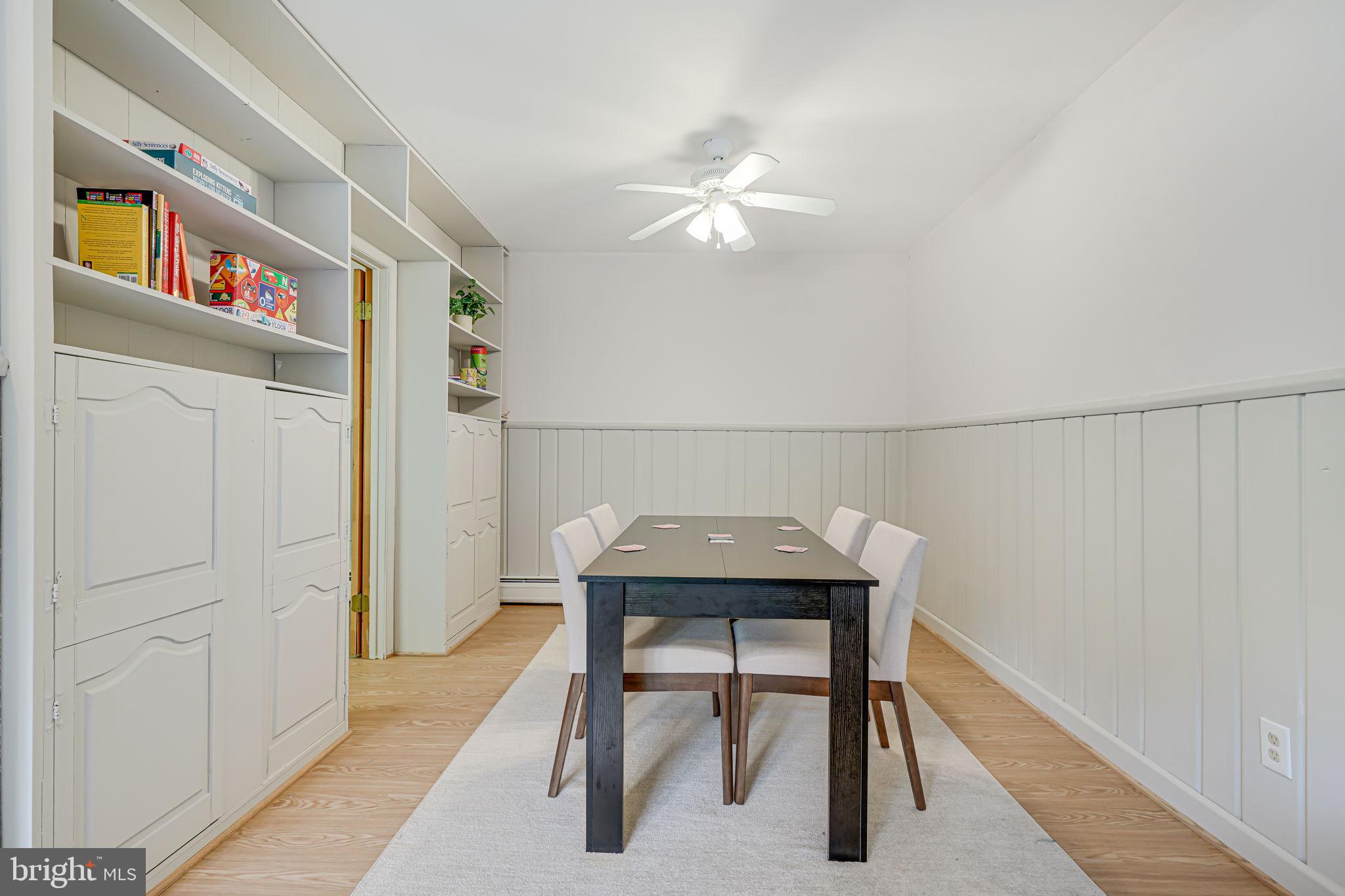 2566 Military Road Arlington, VA 22207 - Photo 12 of 38 First Level Living Room