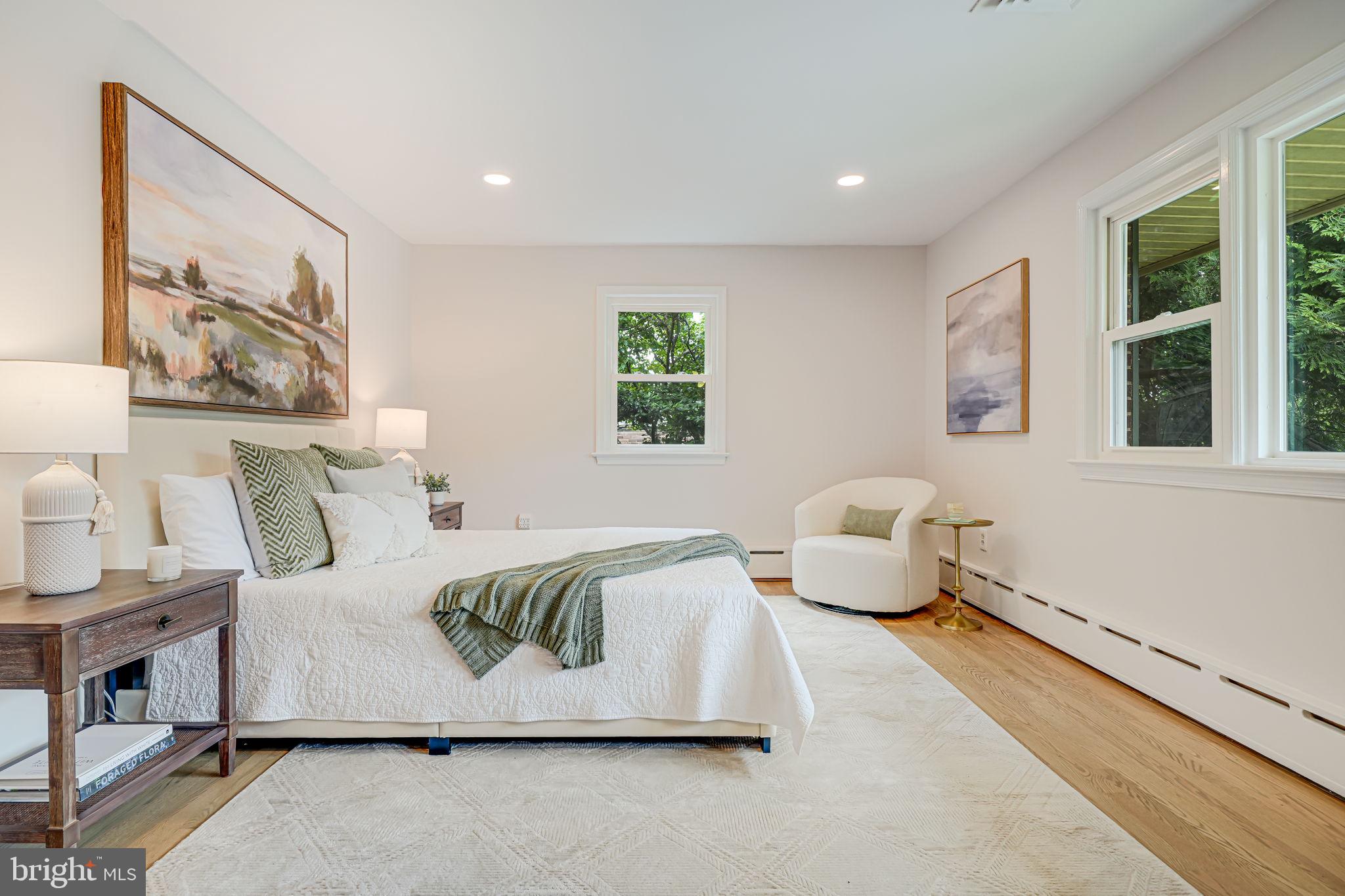 2566 Military Road Arlington, VA 22207 - Photo 23 of 38 Primary Bedroom