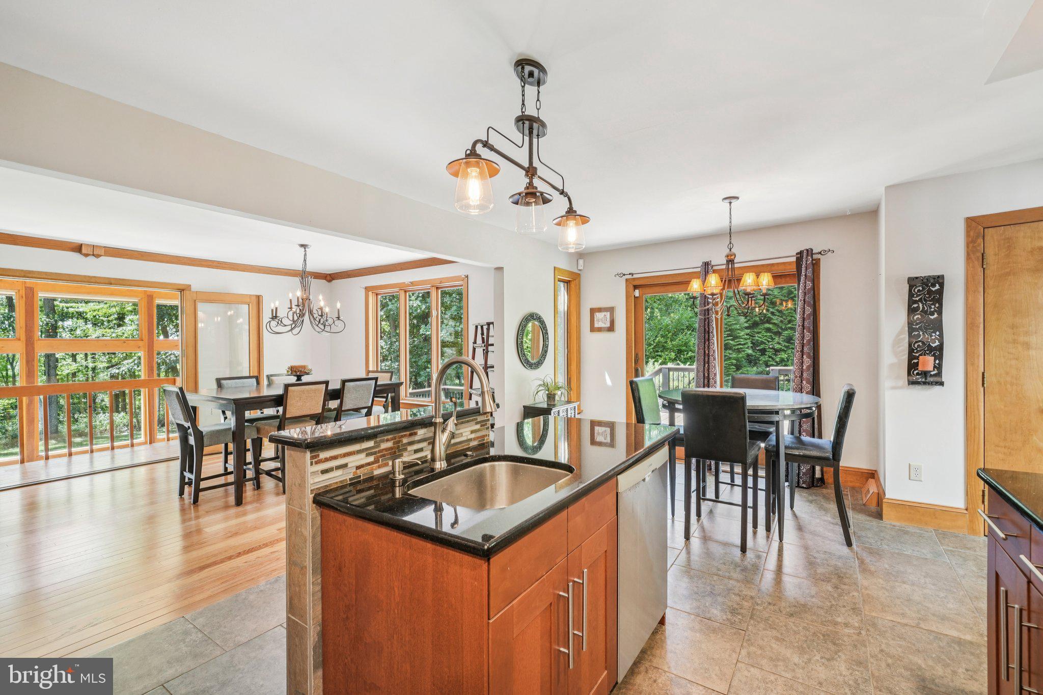 324 Biddle Drive Exton, PA 19341 - Photo 8 of 40 Gallery Image 8