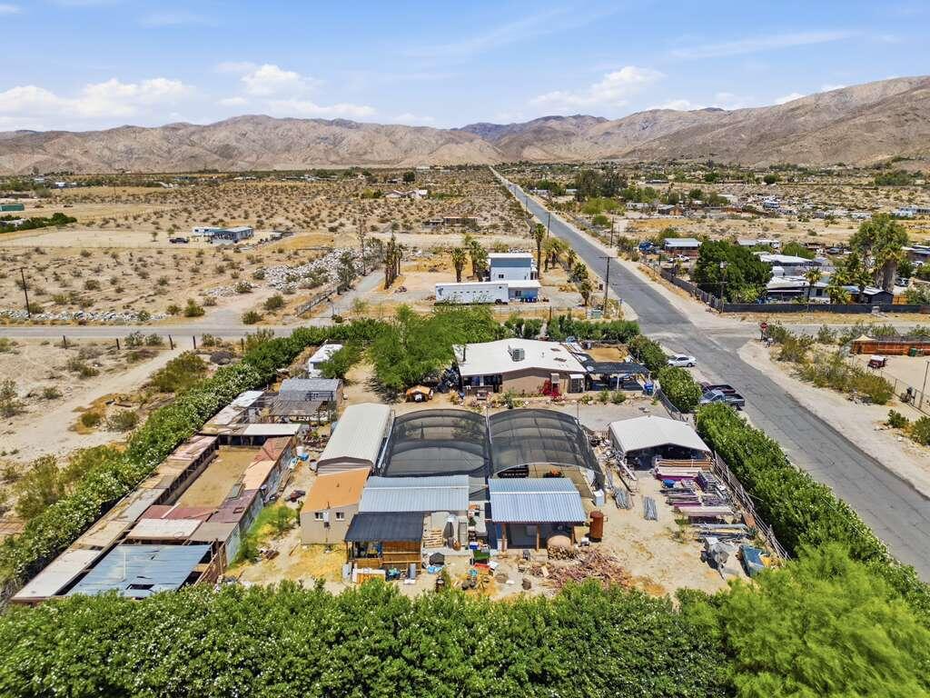 19055 Vee Bee Road Desert Hot Springs, CA 92241 - Photo 25 of 32 PHOTO-2026-05-09-21-15-28_2