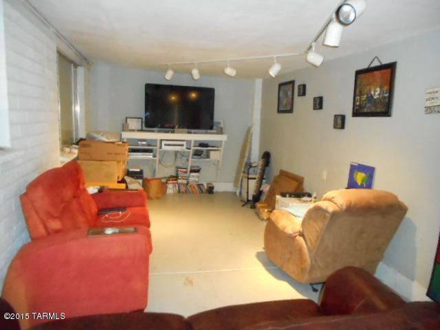 1338 West Kleindale Road Tucson, AZ 85705 - Photo 6 of 16 Gallery Image 6