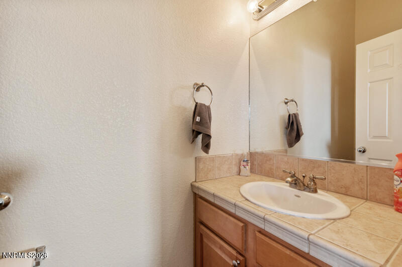 561 Tarn Way Reno, NV 89503 - Photo 12 of 27 561 Tarn Wy (12 of 27)