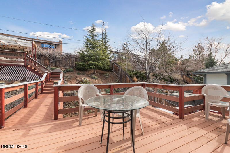 561 Tarn Way Reno, NV 89503 - Photo 21 of 27 561 Tarn Wy (21 of 27)