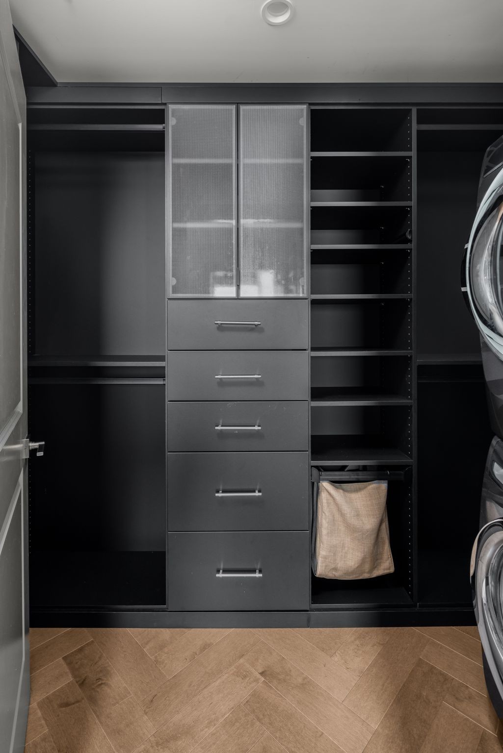 1616 West End Avenue, Unit 2609 Nashville, TN 37203 - Photo 21 of 46 a view of walk in closet