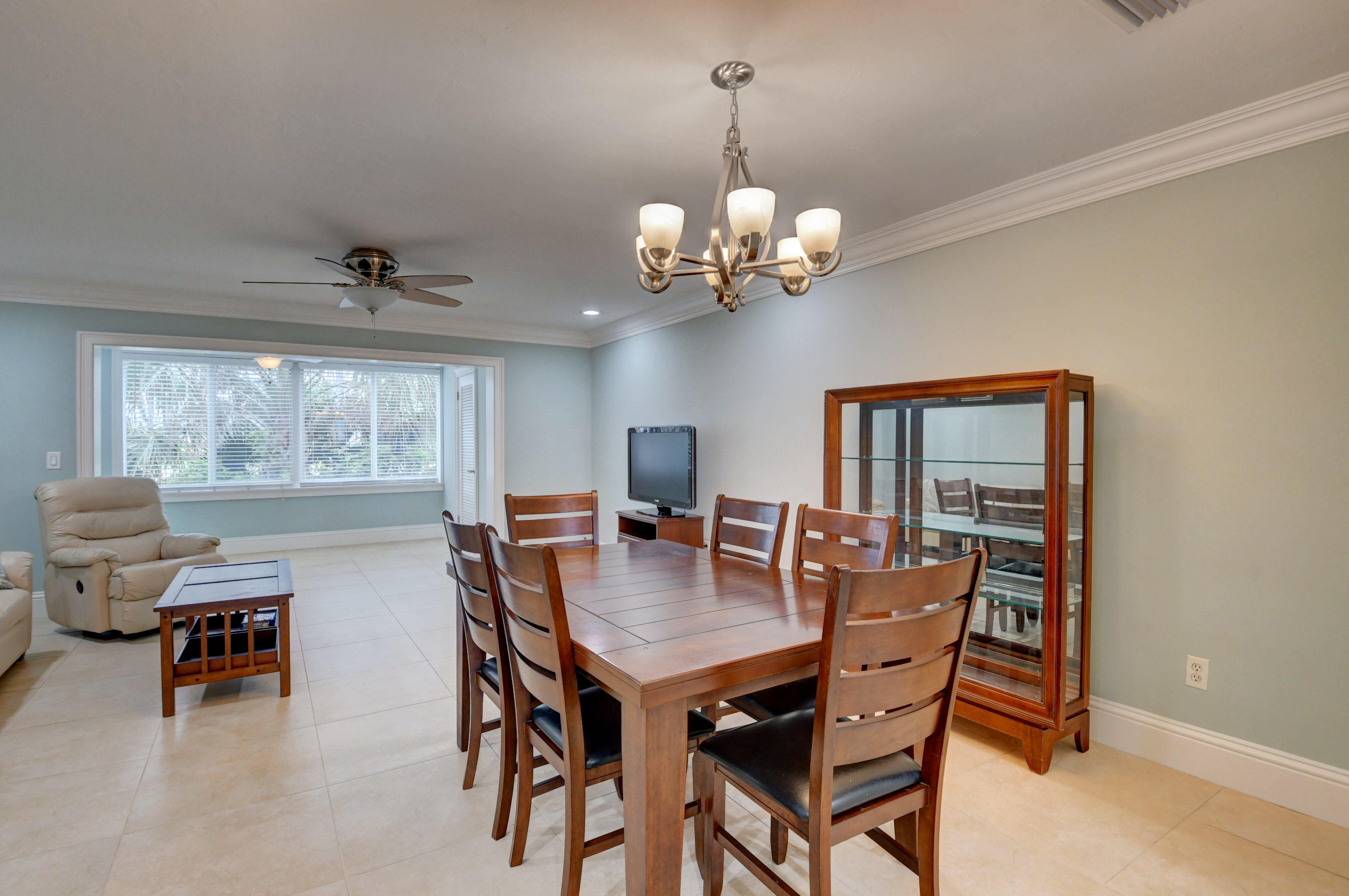 2561 South Ocean Boulevard, Unit 3 Boca Raton, FL 33432 - Photo 12 of 47 Dining Room 1