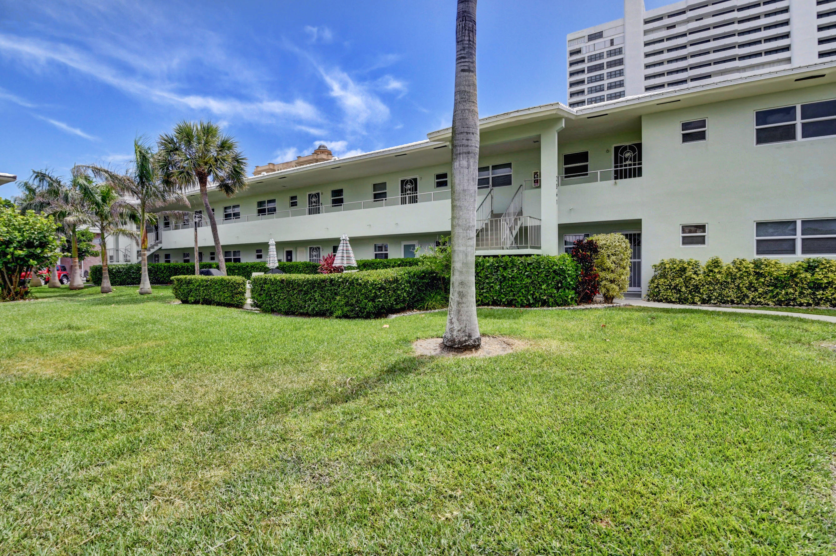 2561 South Ocean Boulevard, Unit 3 Boca Raton, FL 33432 - Photo 28 of 47 Front 1