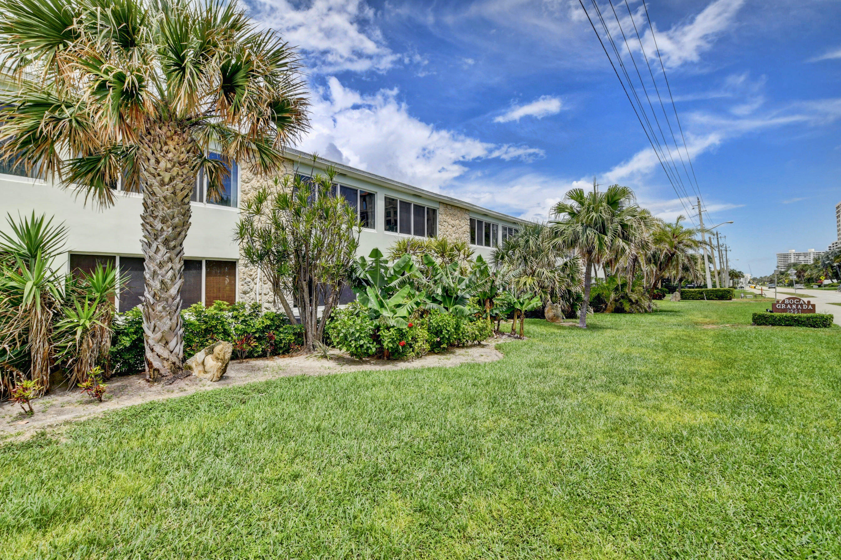 2561 South Ocean Boulevard, Unit 3 Boca Raton, FL 33432 - Photo 32 of 47 East Side