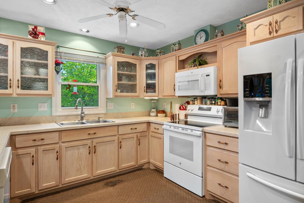 170 Holly Ridge Drive Cana, VA 24317 - Photo 14 of 68 Gallery Image 14