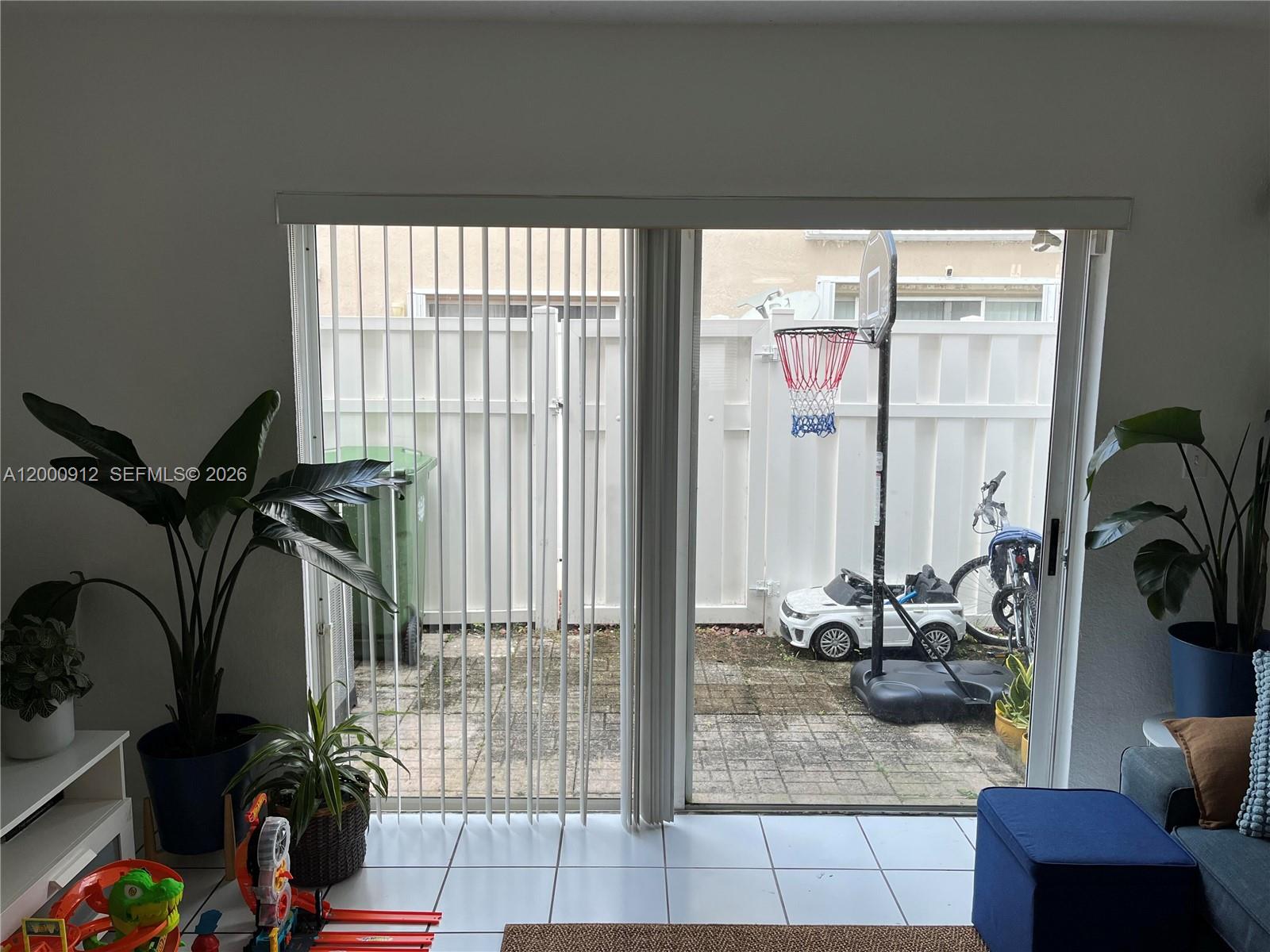 171 Riviera Circle, Unit 61 Weston, FL 33326 - Photo 21 of 27