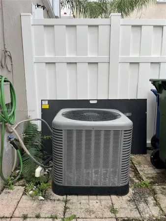 $2,450 | 171 Riviera Circle, Unit 61, Weston, FL 33326