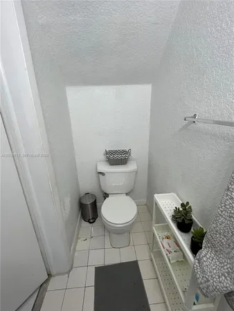 $2,450 | 171 Riviera Circle, Unit 61, Weston, FL 33326