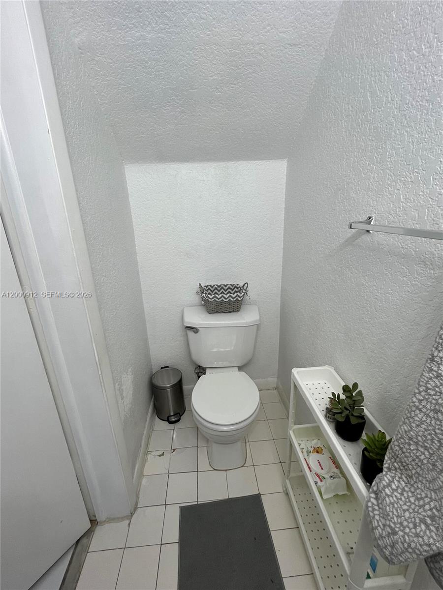 171 Riviera Circle, Unit 61 Weston, FL 33326 - Photo 4 of 27