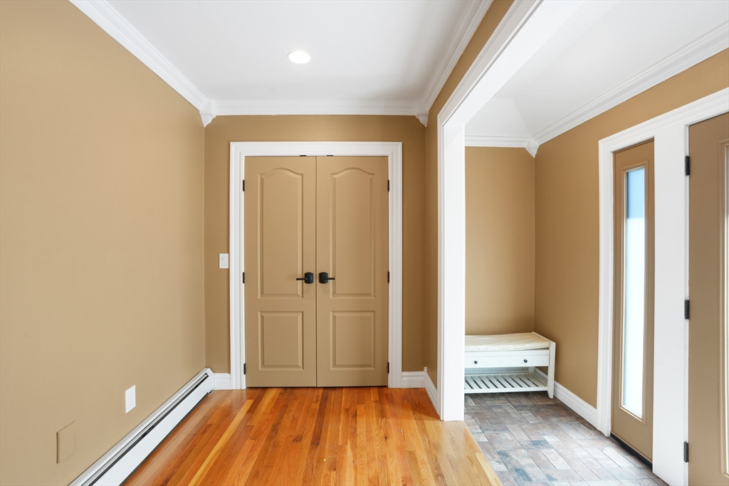 56 Chipaway Road Freetown, MA 02717 - Photo 4 of 38
