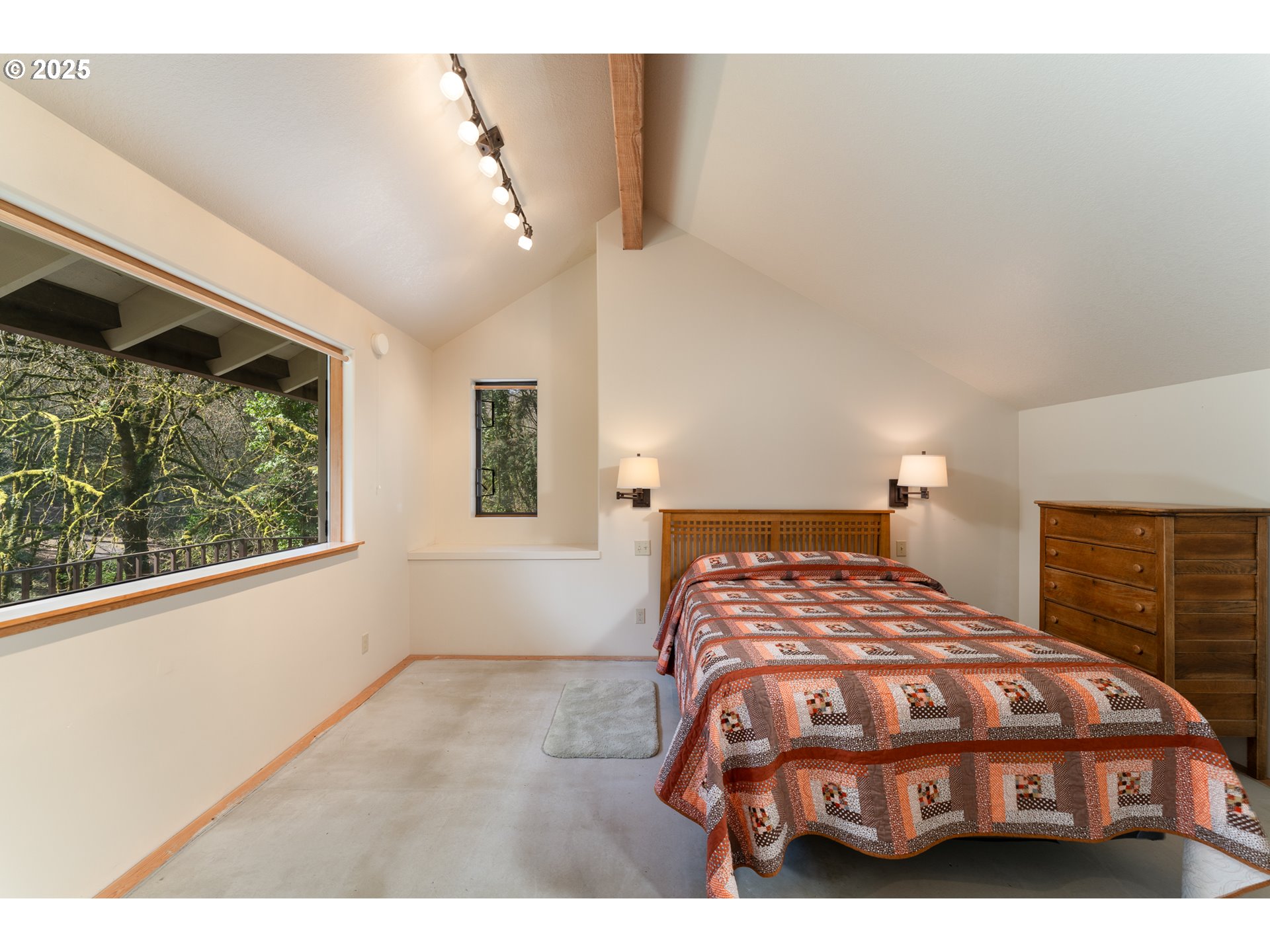 19855 Northeast Trunk Road Dundee, OR 97115 - Photo 23 of 44