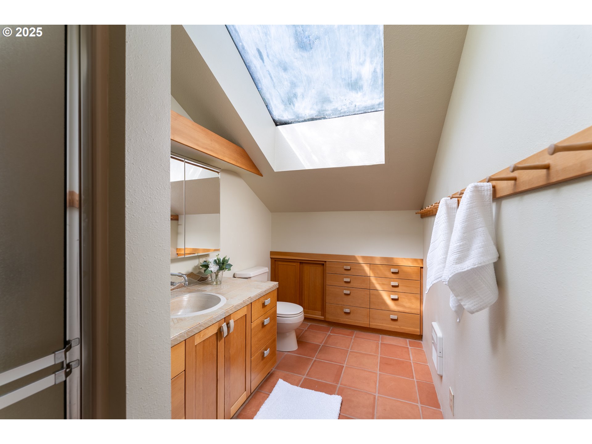 19855 Northeast Trunk Road Dundee, OR 97115 - Photo 25 of 44