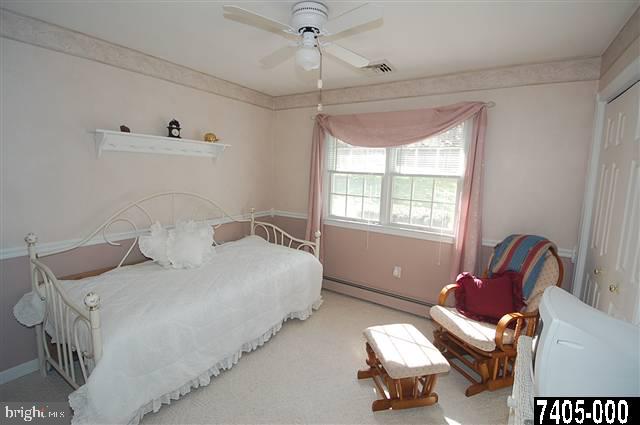 2427 Pine Tree Road Spring Grove, PA 17362 - Photo 8 of 16 Gallery Image 8