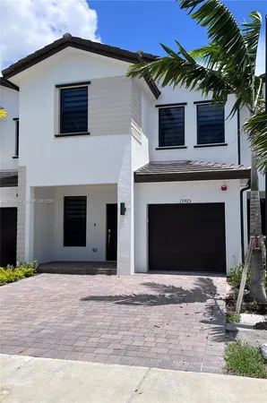 $3,800 | 15925 Southwest Sw 2 Place, Pembroke Pines, FL 33027
