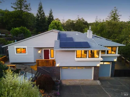 $1,565,000 | 3224 Cobblestone Drive, Santa Rosa, CA 95404